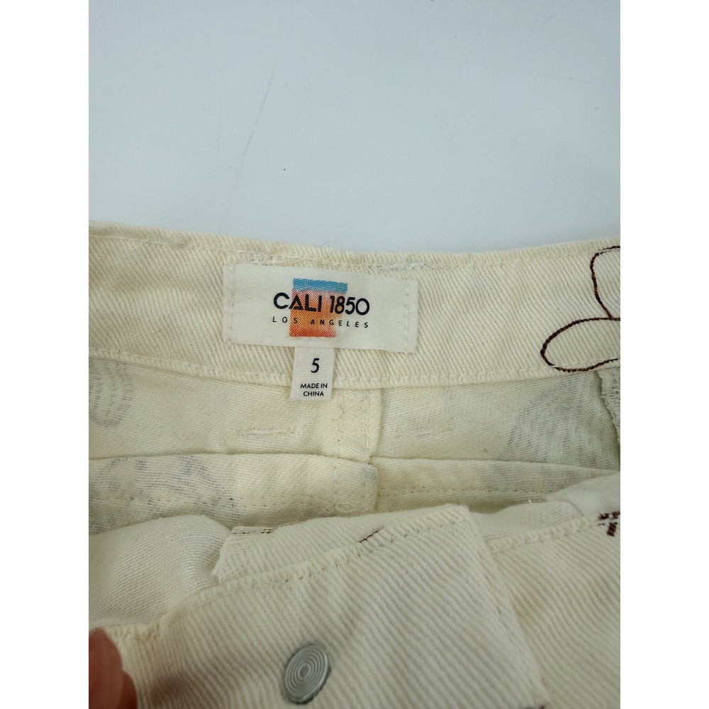 Cali 1850 Western Cowboy Print Straight Leg Jeans Cream Brown Size 5 NWT - Picture 6 of 7